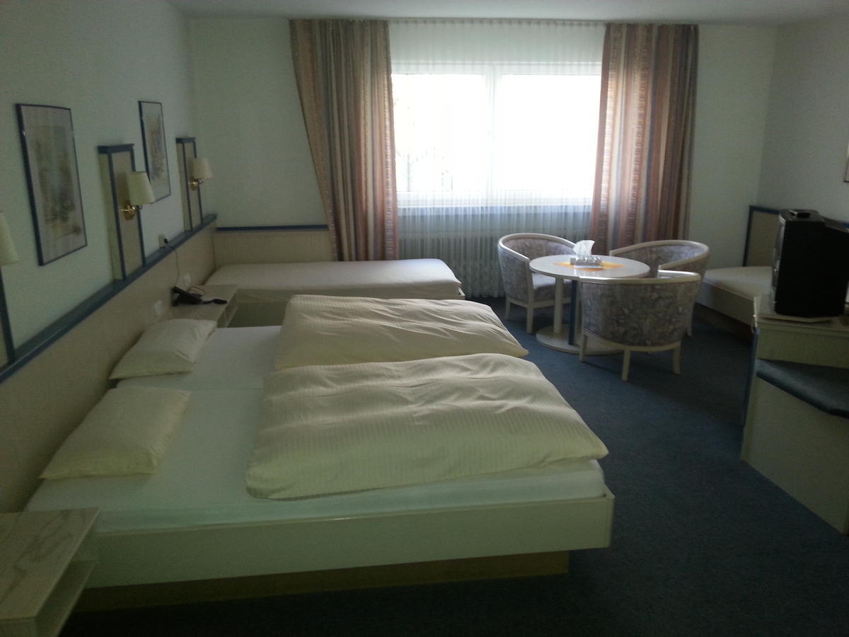Hotel Restaurant Rueckert Nistertal Room photo