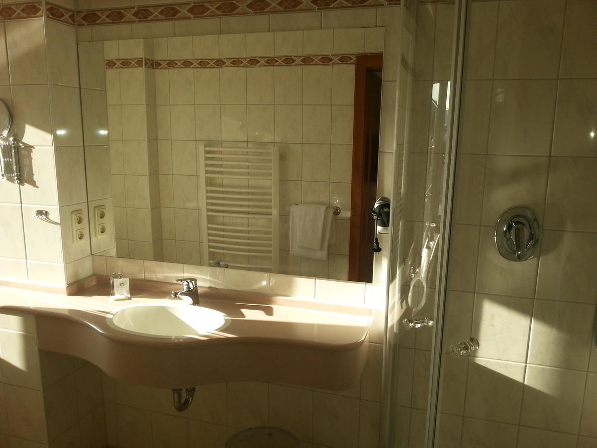 Hotel Restaurant Rueckert Nistertal Room photo